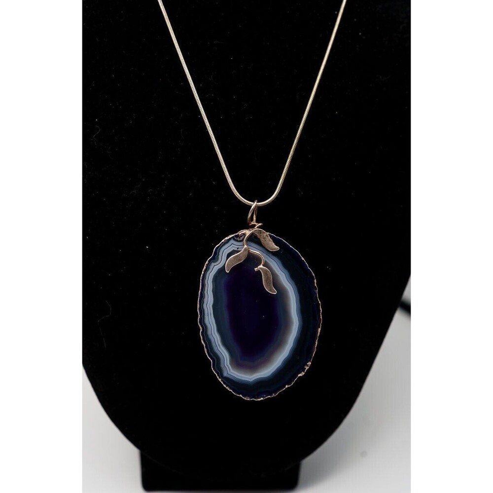 Gold Leaf Navy Blue Agate Pendant Necklace